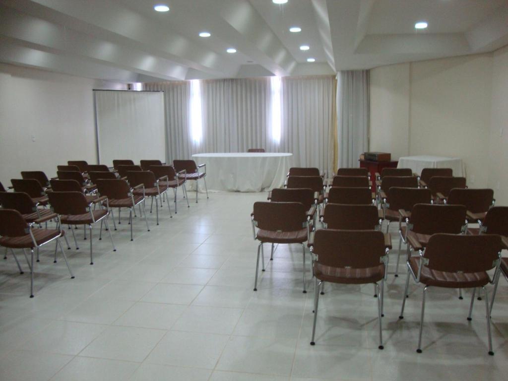 Rio Claro Hotel Jatai Exterior photo